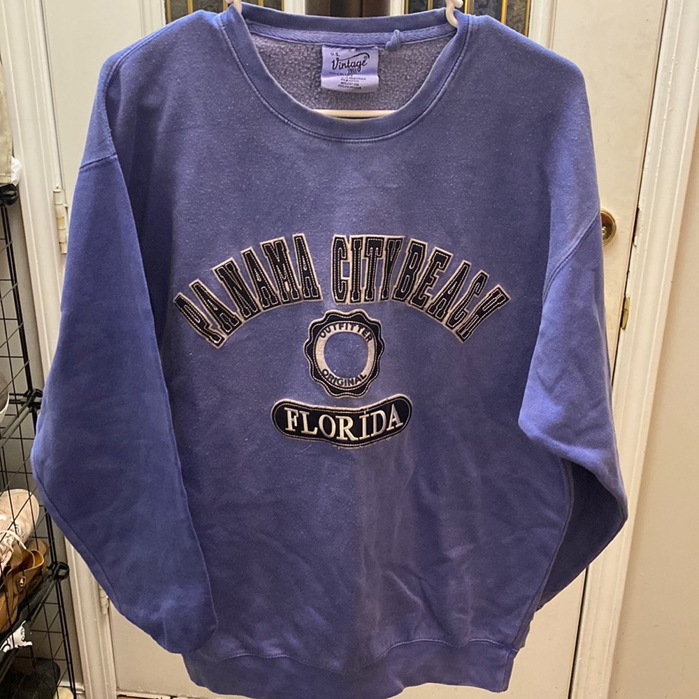 Panama City Beach oversized crew neck. Size M. Periwinkle blue in color.
